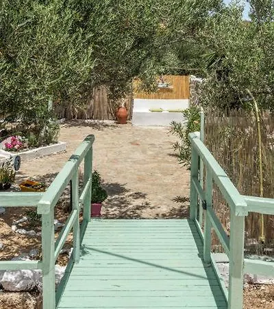 Manos Small House Kouremenos 度假居