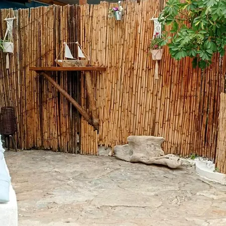 Manos Small House Kouremenos *